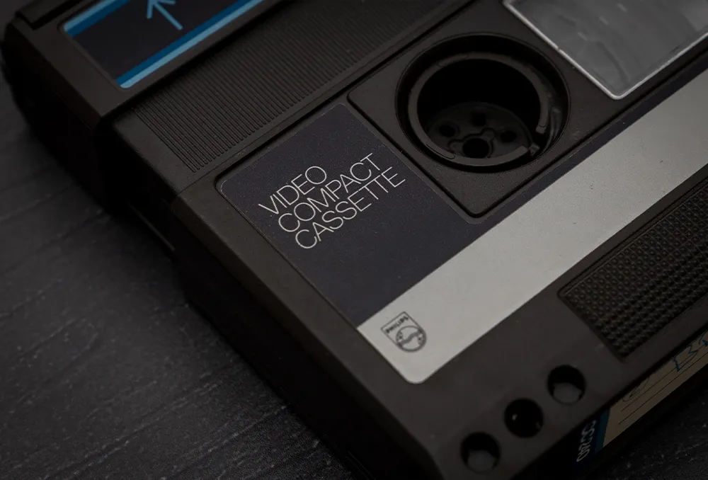 Video2000 videoband klaar voor digitaliseren